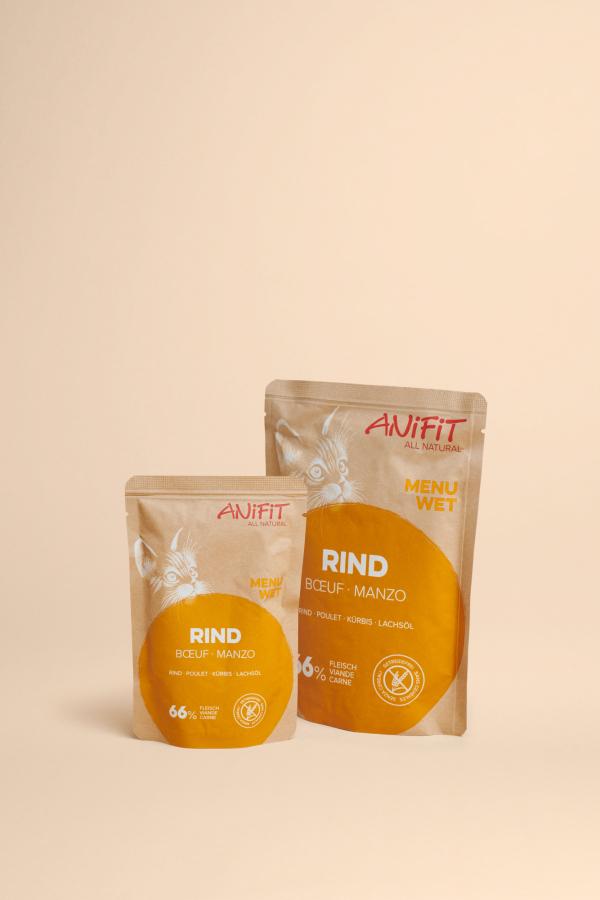 Aliments humides au bœuf pour chats